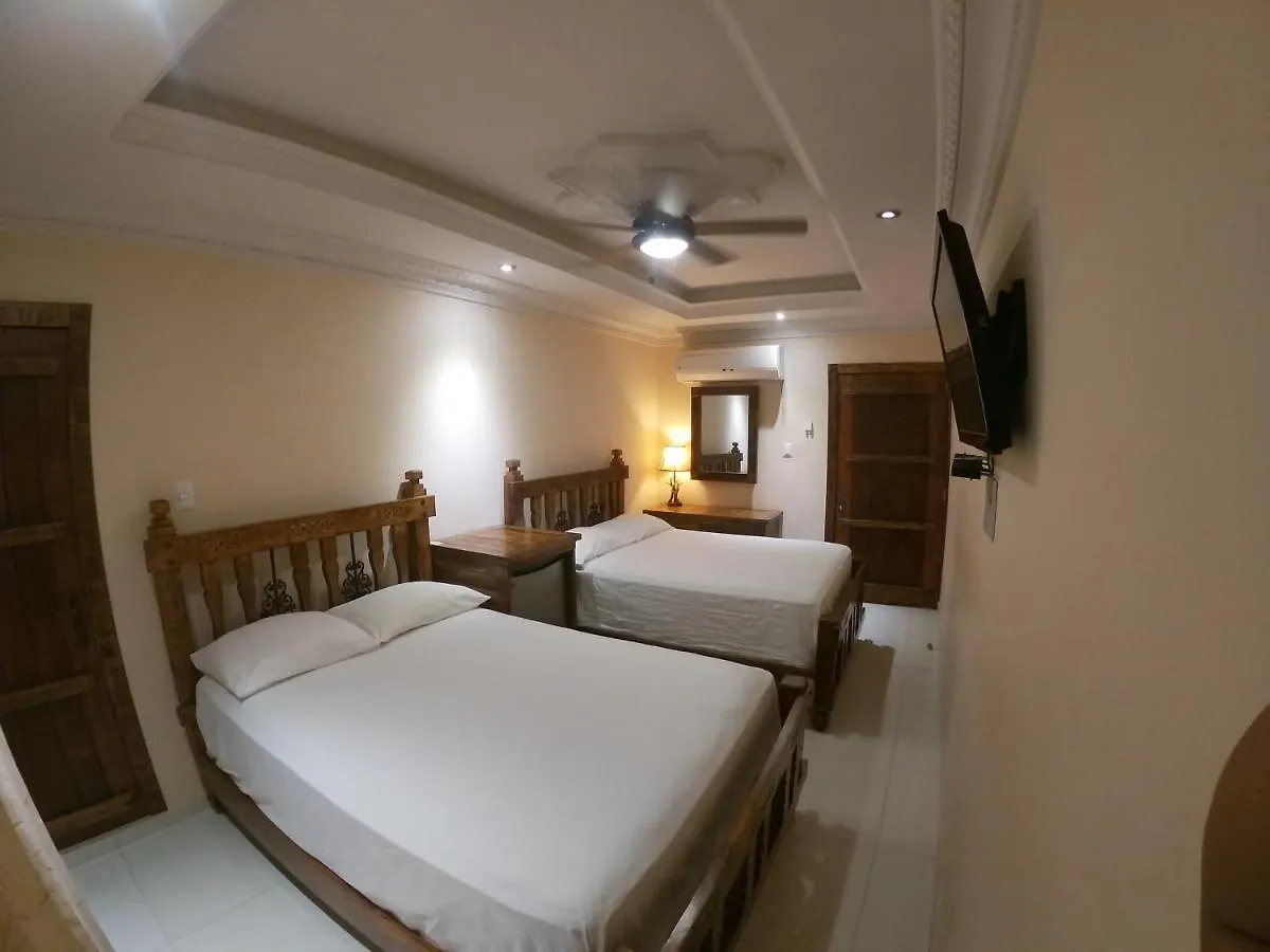 Hotel Don Perez Bani